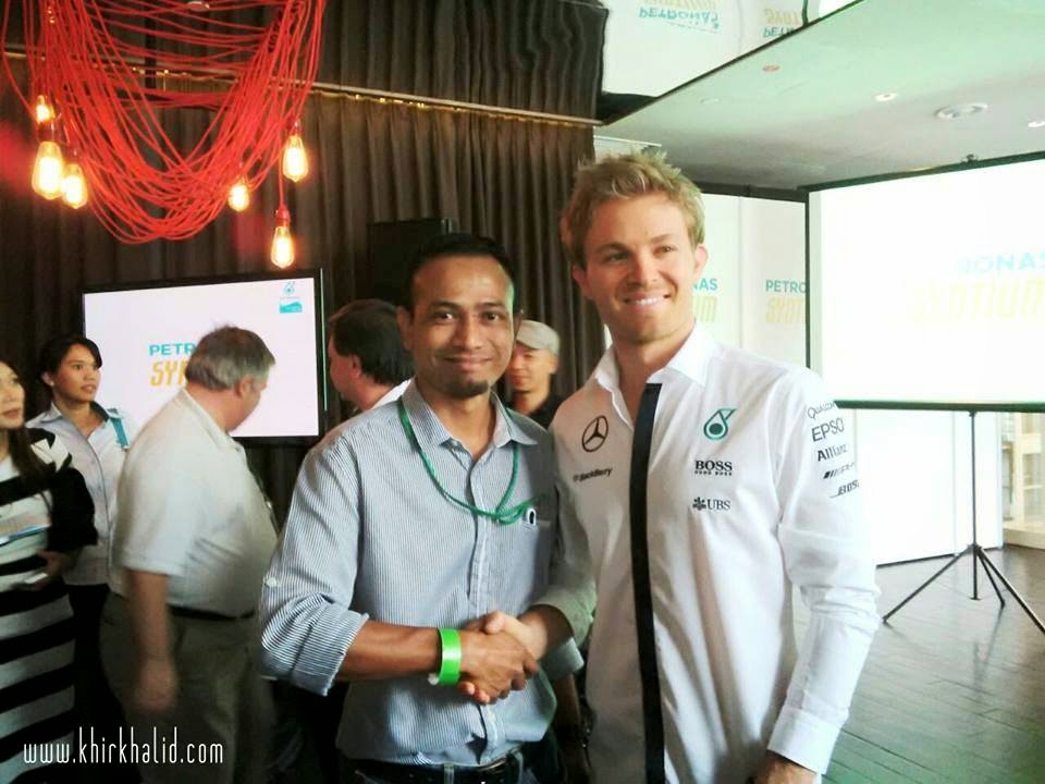 Nico Rosberg, Khir Khalid,